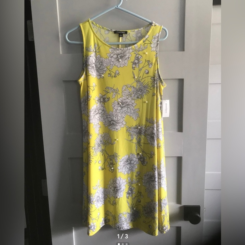 Dressbarn yellow beaded sundress, NWT, Size L.